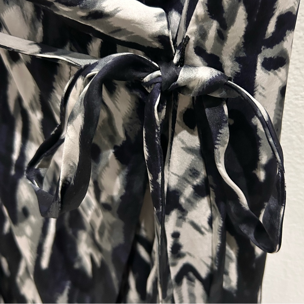 100% Silk Black & White Abstract Print Sleeveless Draped Dress-Size L - Picture 6 of 7